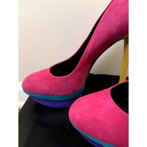 Brian Atwood Fontanne Multicolor Suede Platform Pumps - Picture 6 of 13